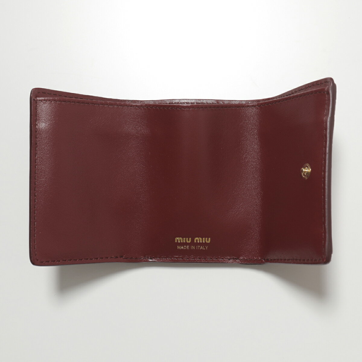 【エントリーでポイント3倍対象!24日23時59まで】MIUMIUミュウミュウ5MH0212B8GF0041レザー三つ折り財布ミニ財布豆財布型押しRUBINOレディース