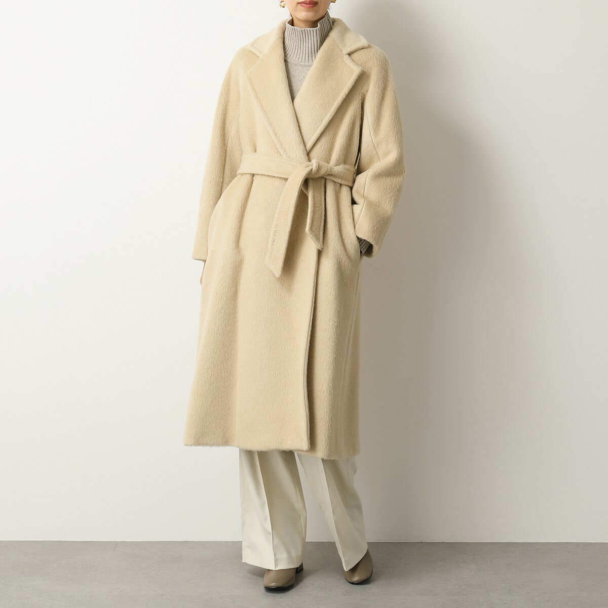 MAX MARA マックスマーラ ガウンコート CACTUS カクタス レディース ピュア 高級キャメルコート ロングコート ベルト付き ラップコート Aライン 001のサムネイル