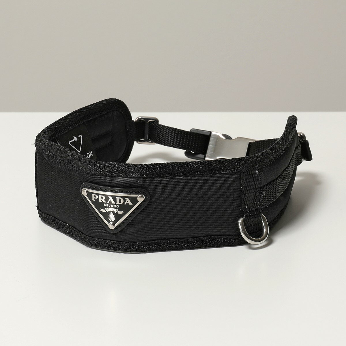 PRADA プラダ 2YC016 2DMI ナイロン ペットカラー 首輪 ペット用品 トライアングルロゴ F0002/NERO【返品交換不可】のサムネイル