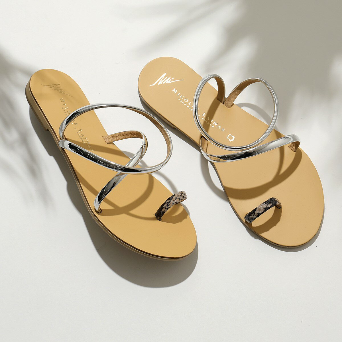 NICOLAS LAINAS ニコラスライナス 63-T-C レザー ストラップ フラットサンダル ヌーディサンダル リゾート 靴 BEIGE-SNAKE-SILVER レディースのサムネイル