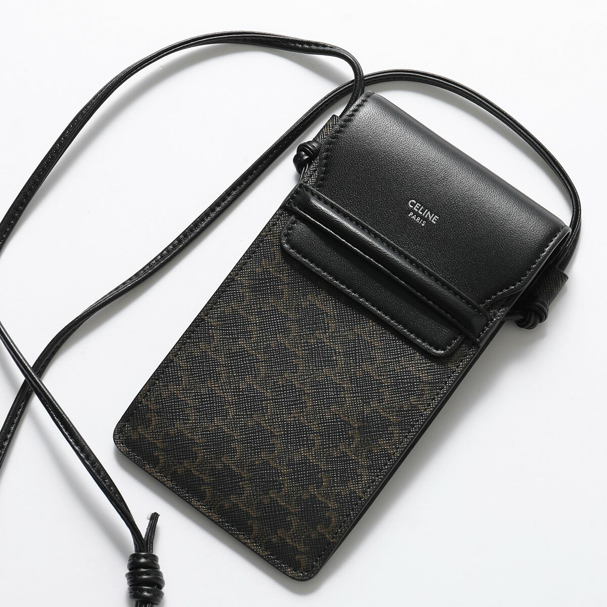 セリーヌ スマホショルダー レディース CELINE セリーヌ 10G332CQD.38SI Phone pouch with Flap レザー フォンポーチ スマホケース トリオンフ ショルダーストラップ付き ネックポーチ Black メンズ