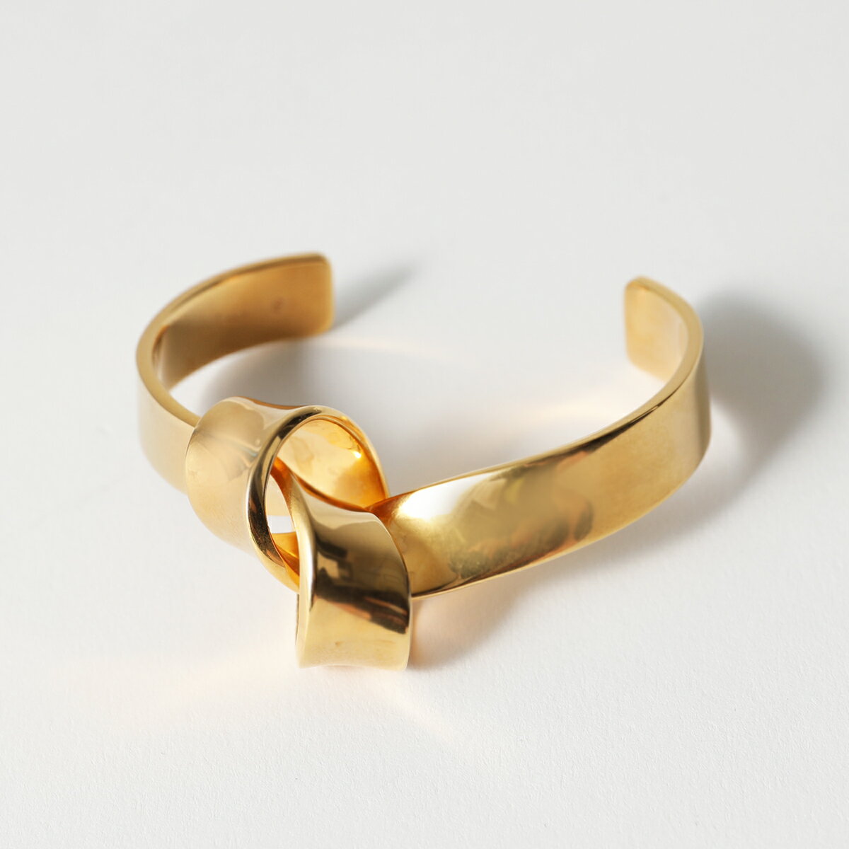 CELINE セリーヌ 46I606BRA.35RR old celine オールドセリーヌ Flat Bracelet Knot ノット フラット ブレスレット バングル Gold レディースのサムネイル