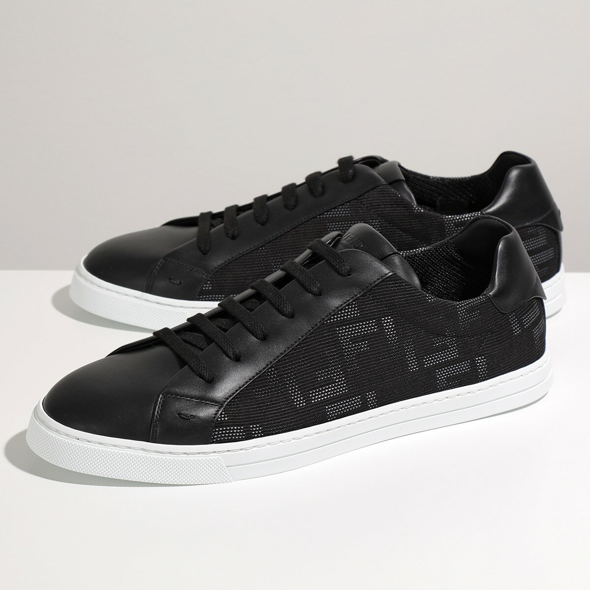 FENDI フェンディ 7E1455 ABNX FFロゴ ローカット スニーカー シューズ 靴 F1AU4/NERO-NERO-SILVER メンズのサムネイル