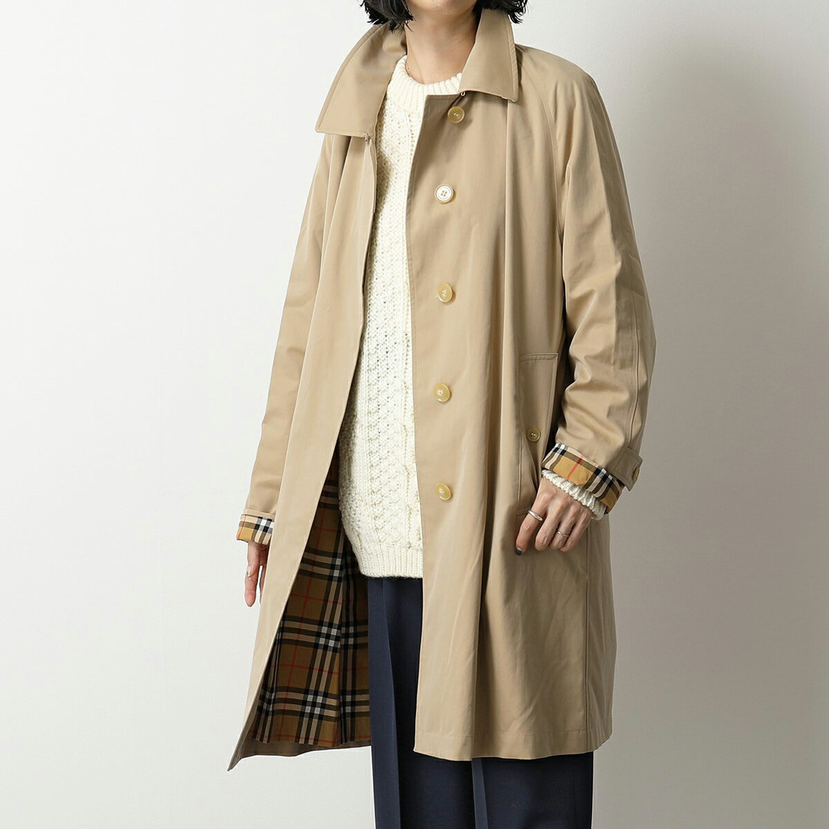 BURBERRY バーバリー 8002537 CAMDEN カムデン カーコート スプリングコート ステンカラーコート ジャケット ヴィンテージチェック A1366/HONEY レディースのサムネイル