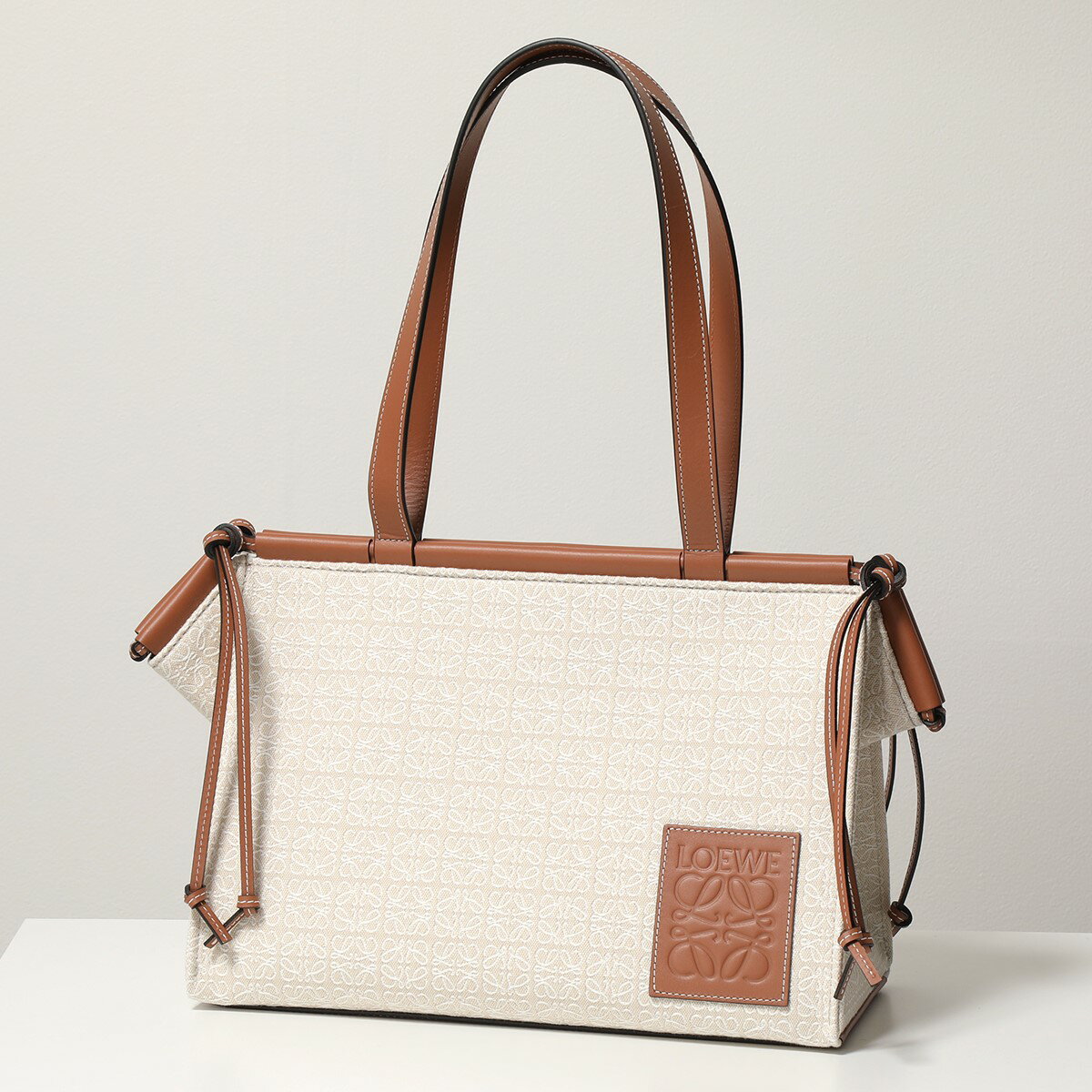 LOEWE ロエベ A612A93X25 CUSHION TOTE ANAGRAM SMALL クッショントート スモール トートバッグ アナグラム ジャカード 鞄 2426/ECRU+TAN レディースのサムネイル