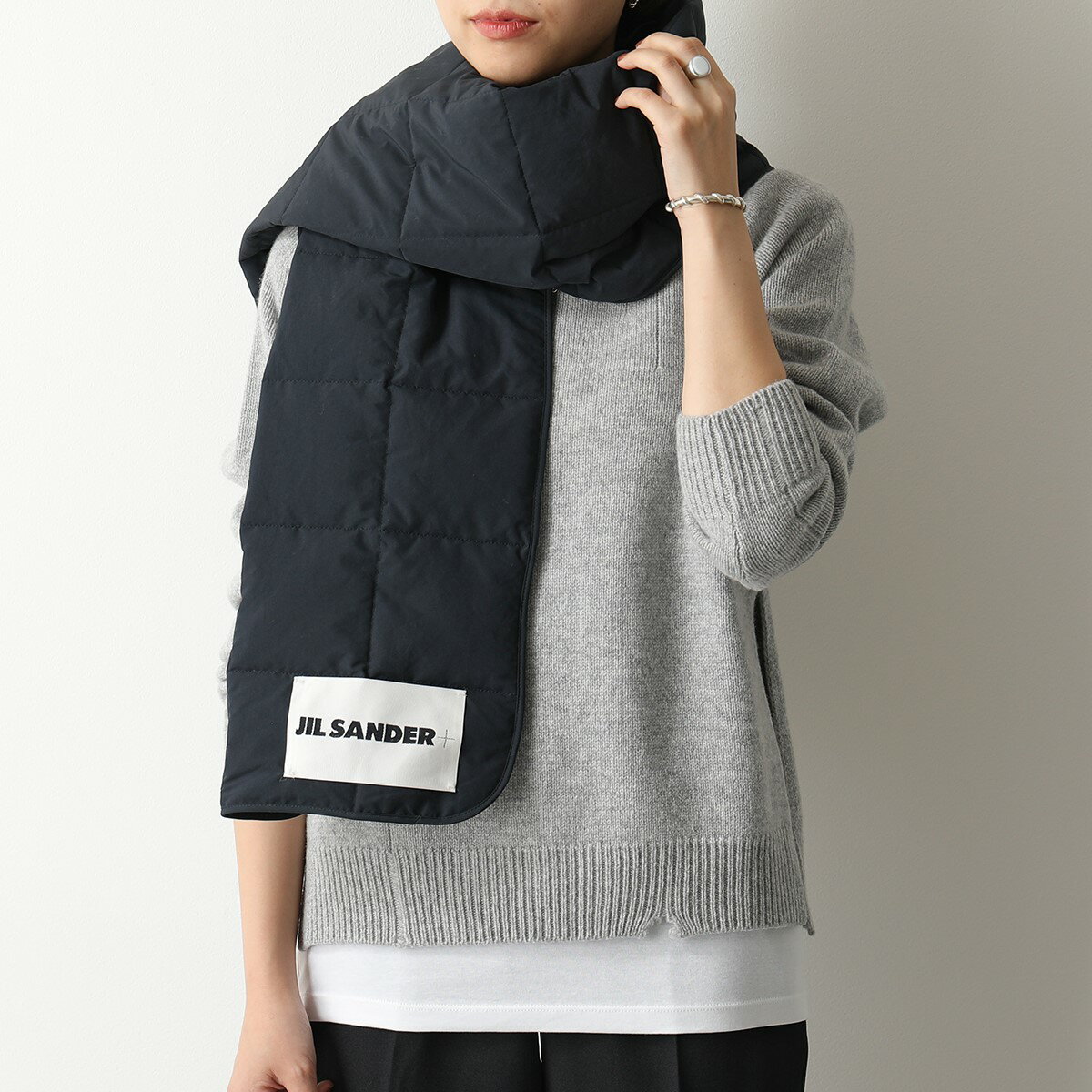 JIL SANDER+ ジルサンダー プラス キルティングダウンスカーフ JPPT590094 WT441100 レディース ロゴ マフラー 撥水 収納ポーチ付き 402【po_jyuuu】