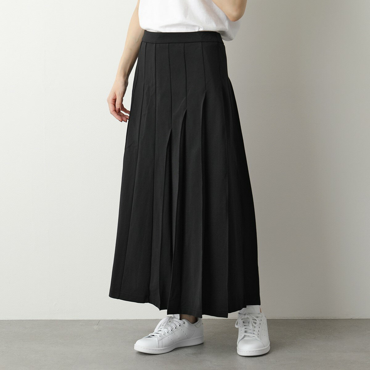 Y-3 ワイスリー プリーツスカート レディース H61956 W CLASSIC TRACK SKIRT ロングスカート ナイロン ロゴ BLACKのサムネイル