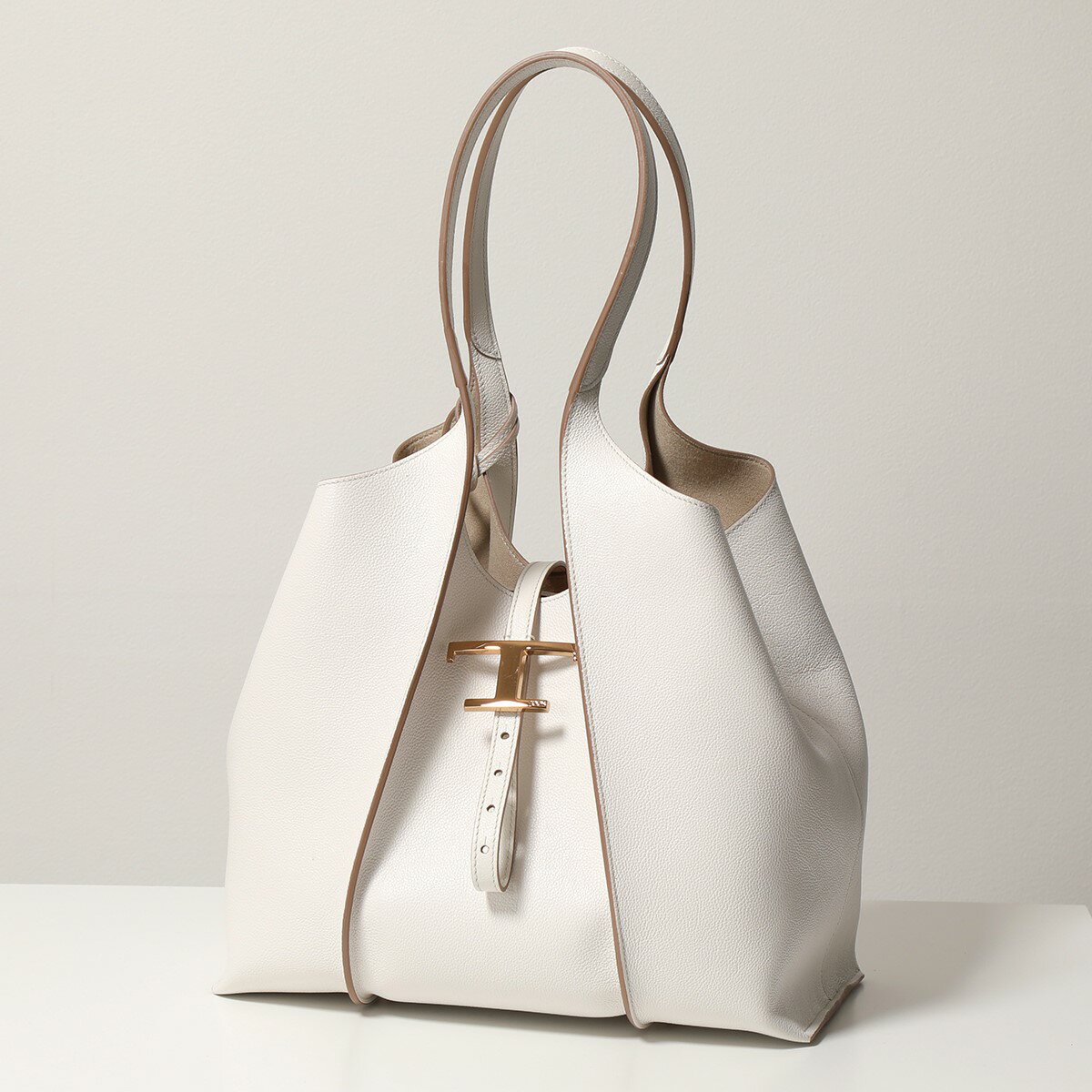 TODS トッズ トートバッグ レディース SHOPPING PEND XBWTSBA0200Q8E B015 T タイムレス ショッピングバッグ レザー ハンドバッグ ポーチ付き 鞄のサムネイル