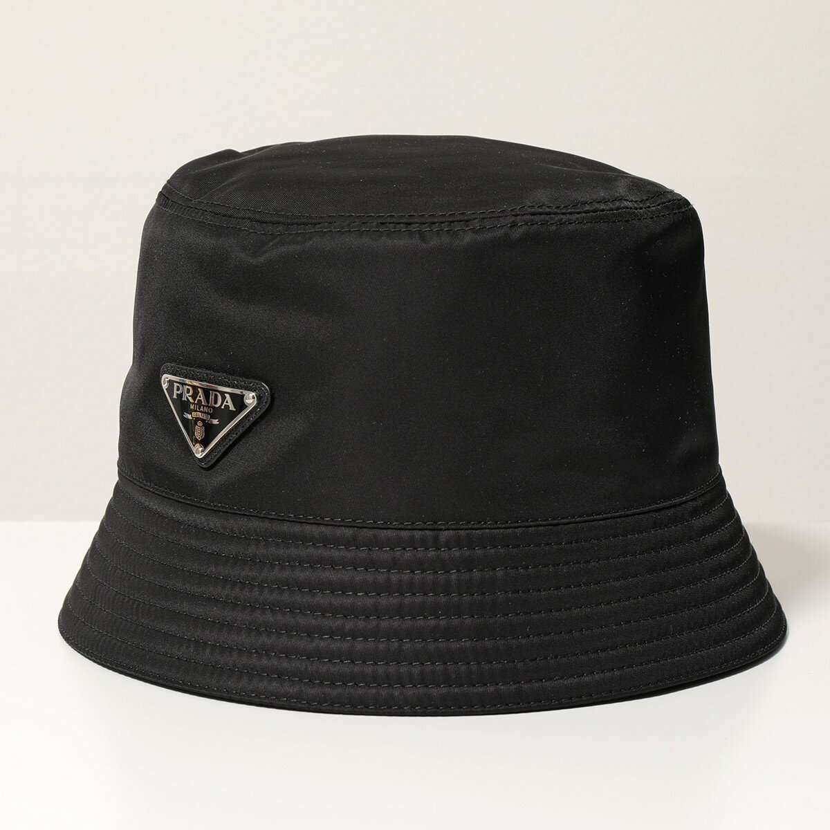 PRADA プラダ バケットハット メンズ 1HC137 2DMI ReNylon リナイロン 帽子 三角ロゴ金具プレート 002/NEROのサムネイル
