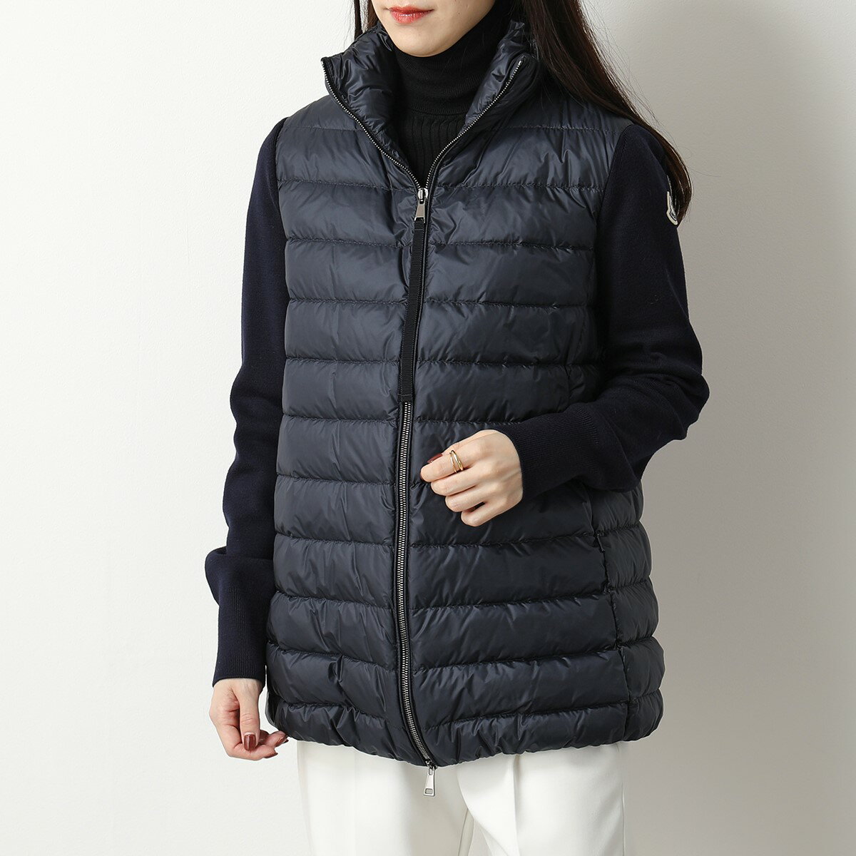 MONCLER モンクレール ライトダウン CARDIGAN TRICOT 9B00031 M1131 レディース ナイロン×ウールニット切替 ブルゾン カーディガン 778のサムネイル