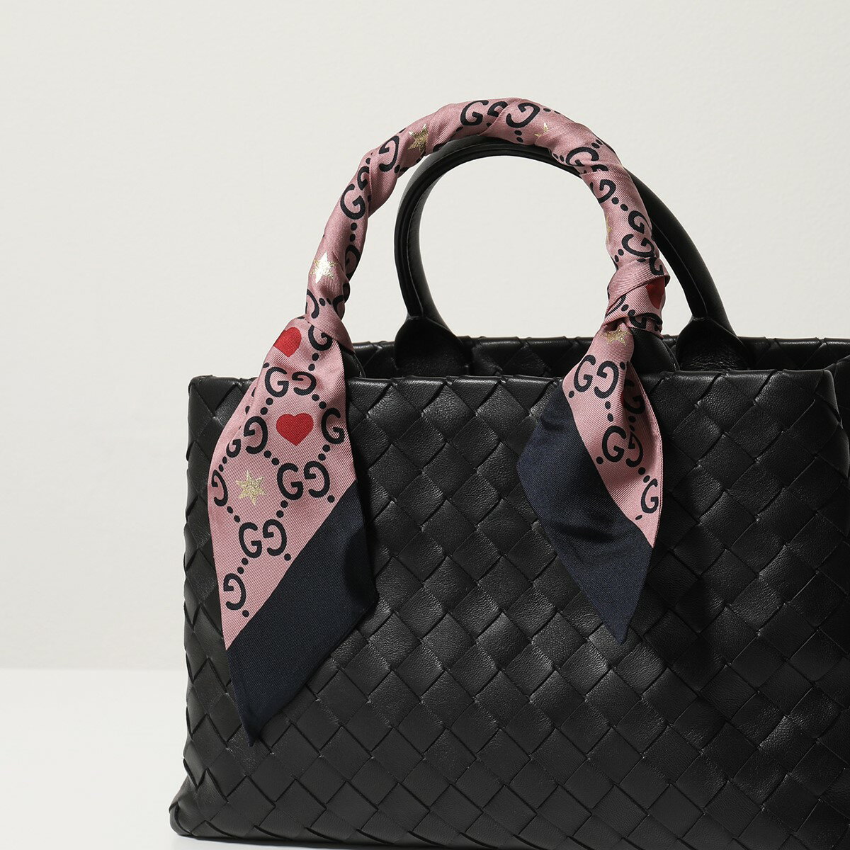 GUCCI グッチ スカーフ 609702 3G001 5968 レディース 86×5 ツイリー シルク ネックボウ GG ハート スター ロゴプリント