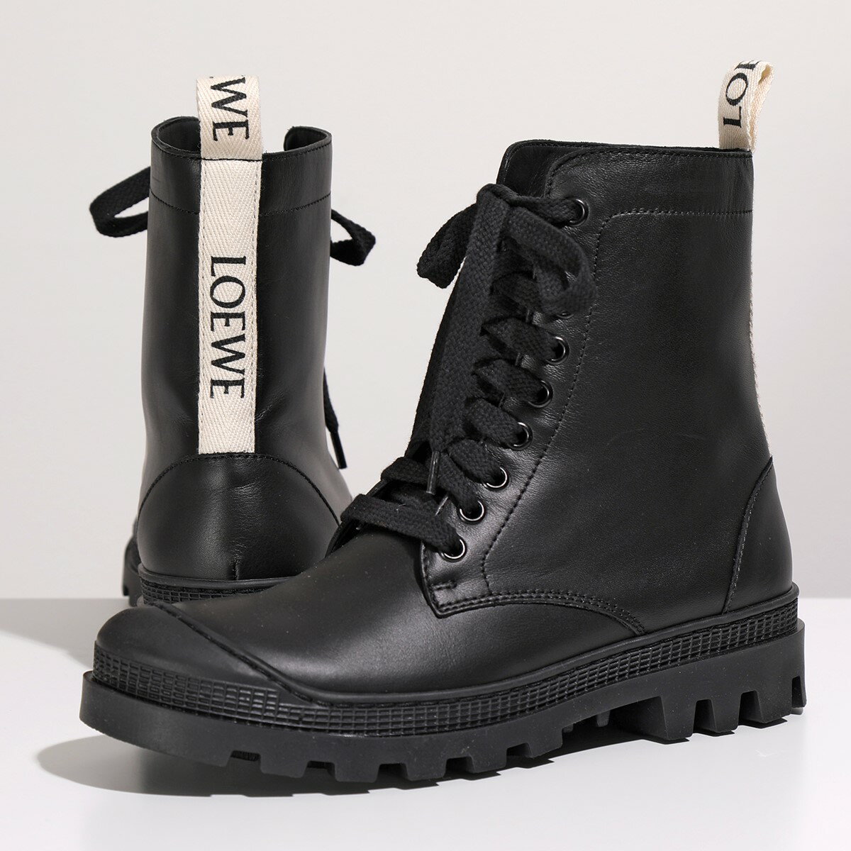 LOEWE ロエベ ショートブーツ COMBAT BOOT コンバット ブーツ L815285X14 レディース レザー レースアップ ロゴ 靴 1100/BLACKのサムネイル