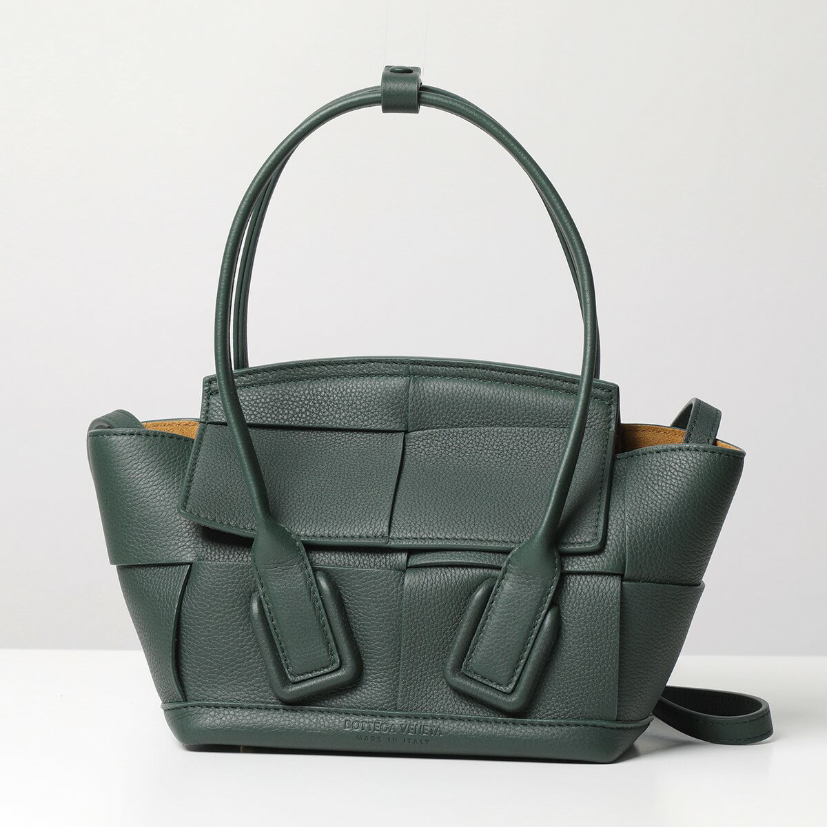 BOTTEGA VENETA ボッテガヴェネタ ショルダーバッグ 600606 VCP11 レディース マキシイントレチャート レザー ポシェット ハンドバッグ 鞄 3121のサムネイル