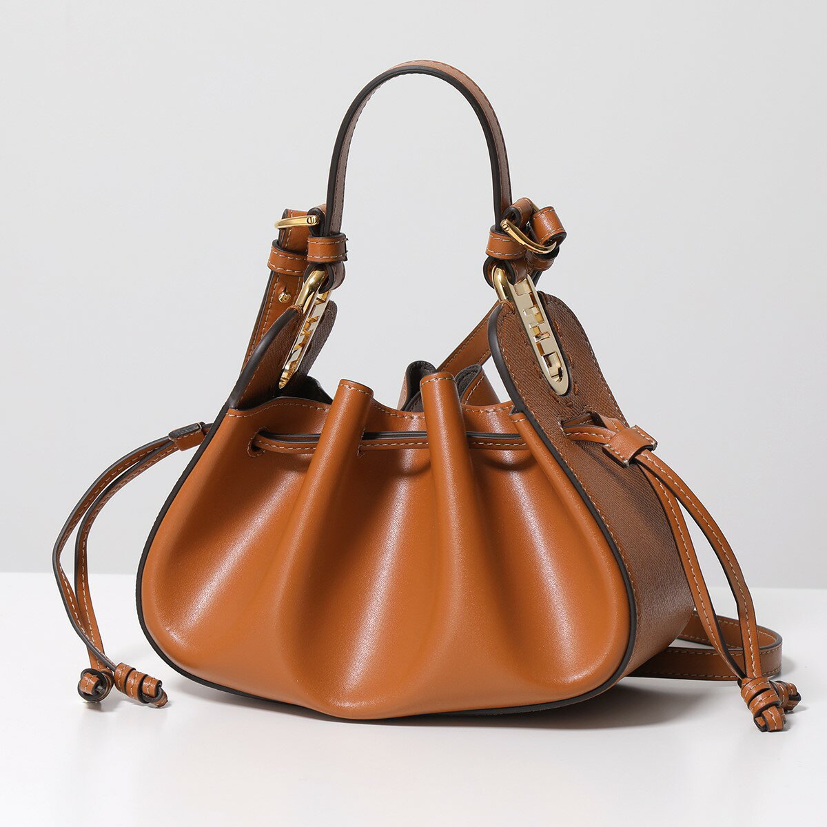 FENDI フェンディ ショルダーバッグ POMODORINO ポモドリノ 8BS059 AHWU レディース ハンドバッグ レザー 鞄 F1C6J/BRANDY+OSのサムネイル