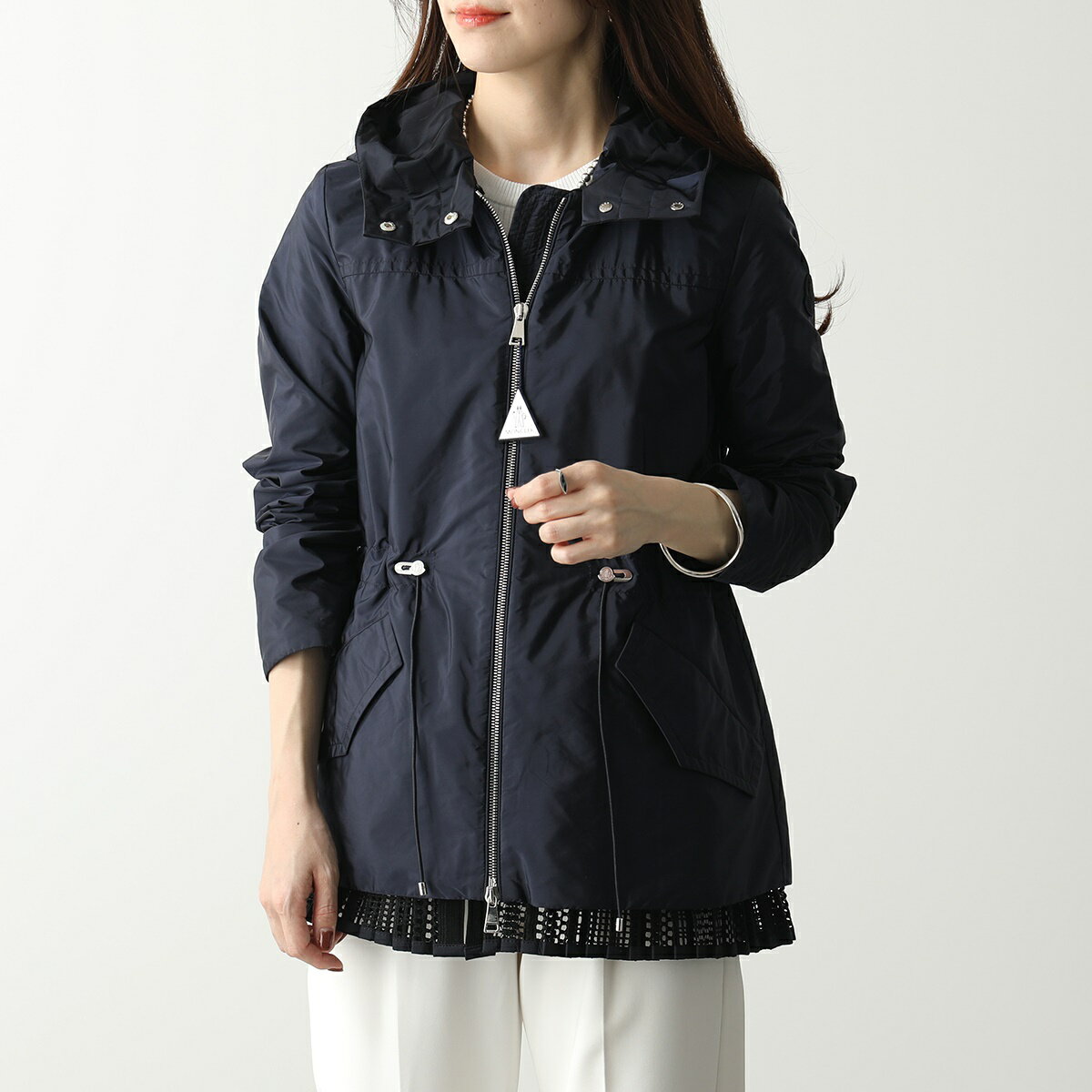 MONCLER モンクレール ジャケット BAABA 1A00116 54155 レディース ノーカラー 2WAY レース装飾 ウインドブレーカー レインコート アイコンパッチ 778のサムネイル