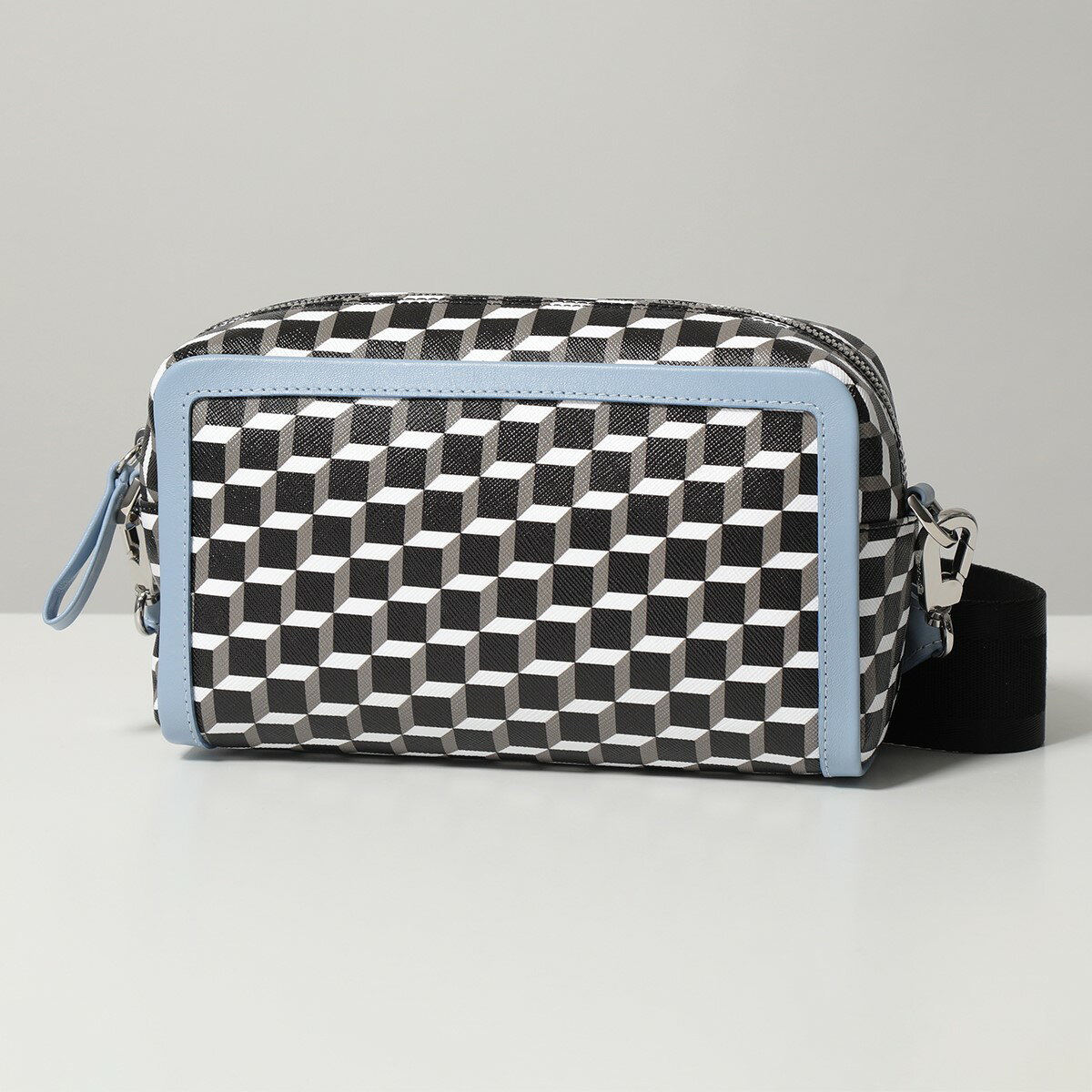 PIERRE HARDY ピエールアルディ カメラバッグ MAX CUBE BOX キューブ VV08 レディース メンズ ショルダーバッグ ポシェット 鞄 BLACK-WHITE-LIGHTBLUEのサムネイル