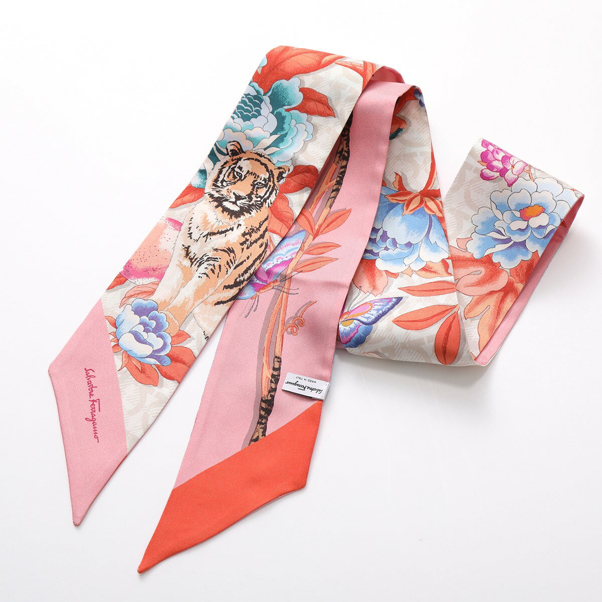 SALVATORE FERRAGAMO フェラガモ スカーフ 32 0339 レディース シルク リバーシブル トラ アニマル 花柄 フラワー 001/AVORIO-ROSAのサムネイル