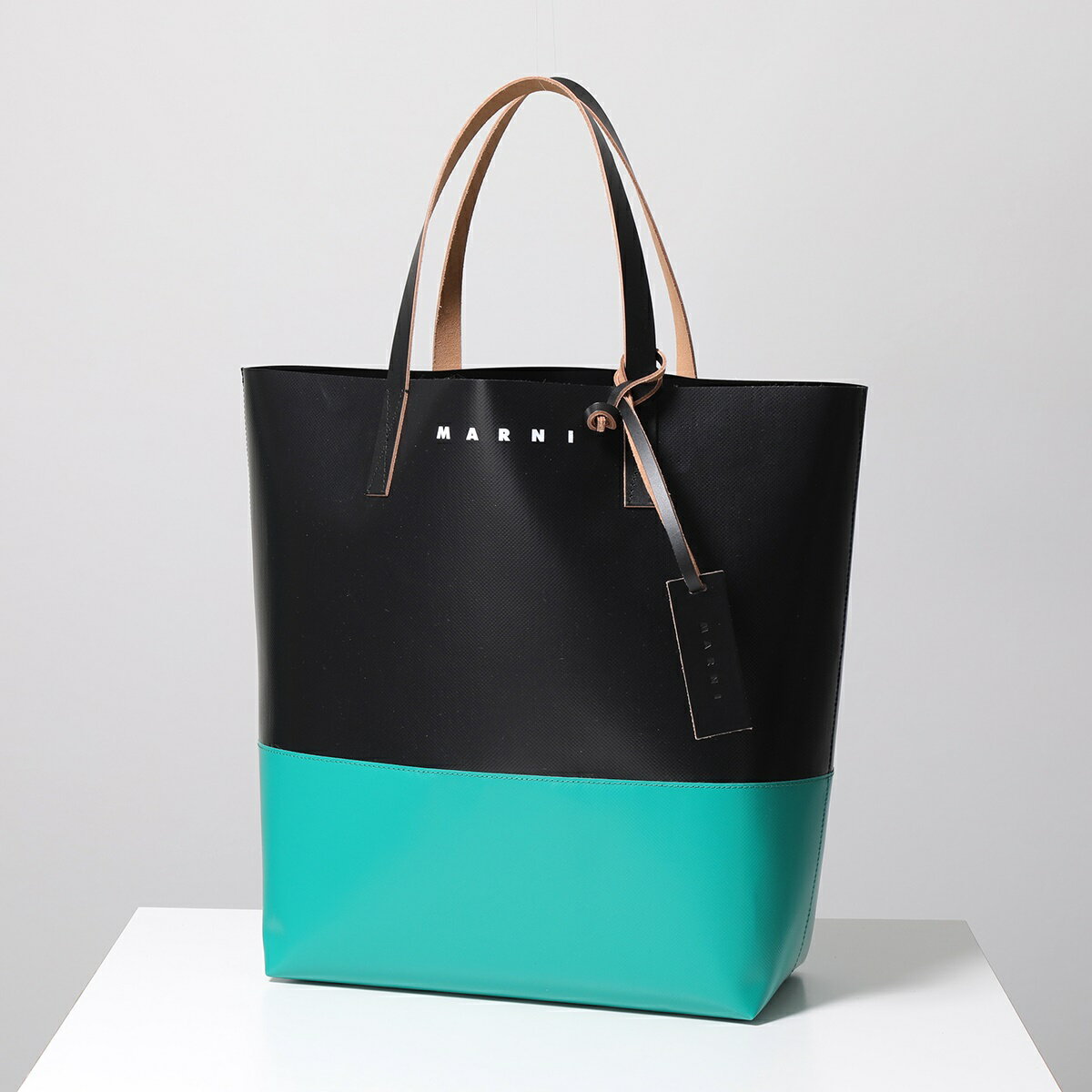 MARNI マルニ トートバッグ TRIBECA SHMQ0037A0 P3572 メンズ PVC ショッピングバッグ バイカラー ロゴ 鞄 Z2P91のサムネイル