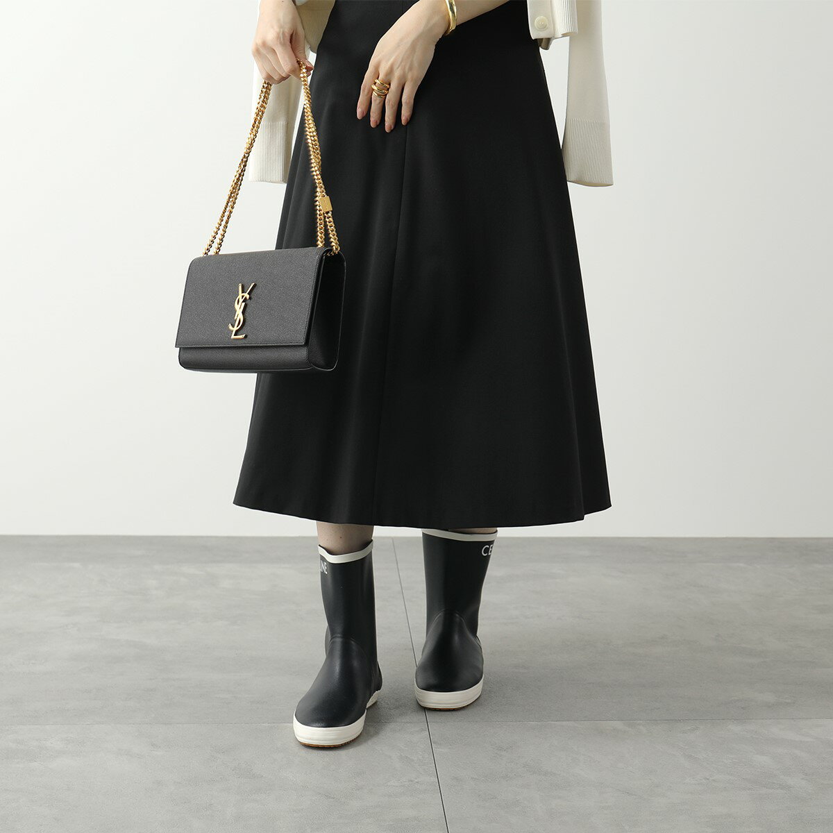 CELINE セリーヌ レインブーツ LES BOTTES DE PONT 345787001C.07NY レディース フラット ハーフ ショートブーツ ロゴ 防水 シューズ 靴 NAVY