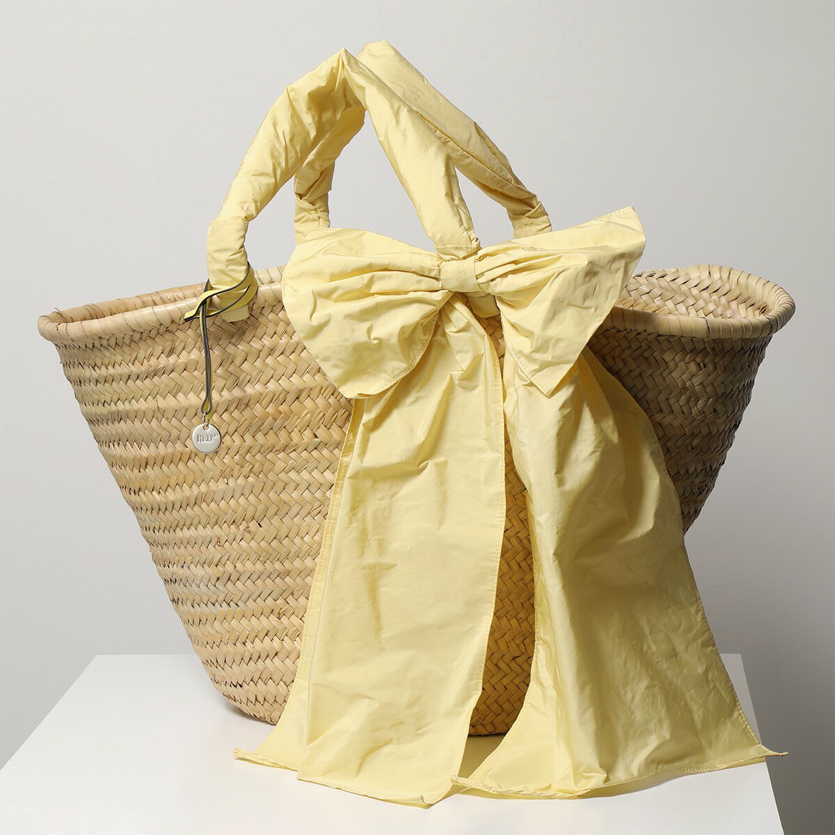 RED VALENTINO レッドヴァレンティノ トートバッグ KNOT ME UP XQ0B0D32 QBB レディース かごバッグ ラフィア ストロー リボン AD6/NaturalVanigliaのサムネイル