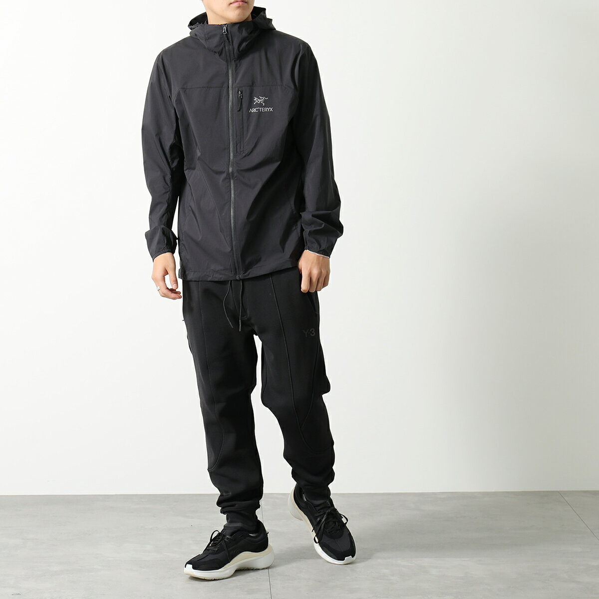 ARCTERYX アークテリクス 25172 Squamish Hoody スコーミッシュ フーディ 軽量 ナイロン ジャケット ウィンドシェル Black メンズ