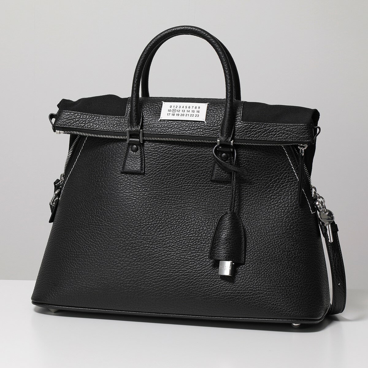 MAISON MARGIELA メゾンマルジェラ ショルダーバッグ 5AC S56WG0092 P4348 メンズ 2WAYバッグ 鞄 T8013のサムネイル