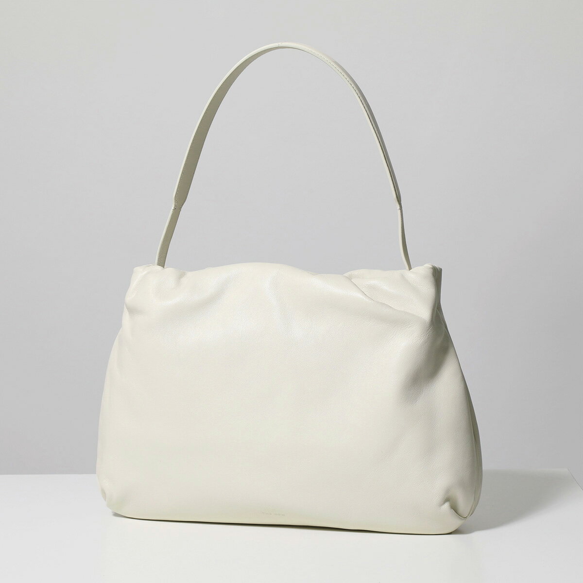 THE ROW ザ・ロウ ハンドバッグ Bourse Bag W1307 L108 レディース レザー ギャザー ホーボーバッグ クラッチバッグ ロゴ 鞄 IVORY-PLDのサムネイル