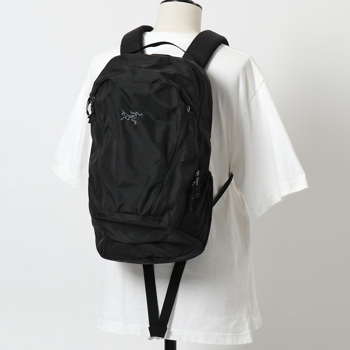 【訳有】ARCTERYX アークテリクス 25815 Mantis 26 Backpack マンティス 26 バックパック リュック デイパック バッグ Black 鞄 メンズ レディース