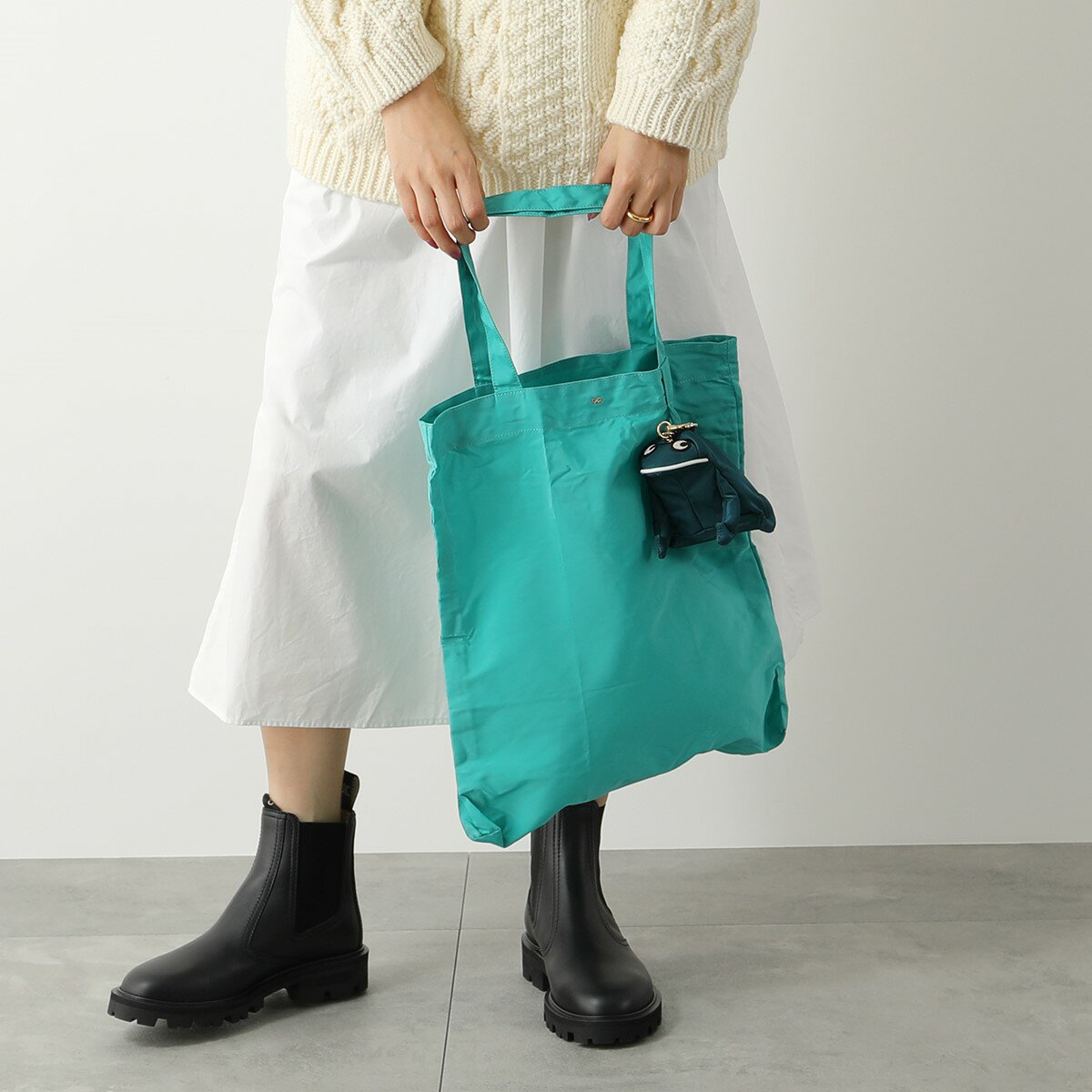 ANYA HINDMARCH アニヤハインドマーチ トートバッグ Charm Shopper Frog 167543 レディース パッカブル仕様 エコバッグ カエル 鞄 Arsenicのサムネイル