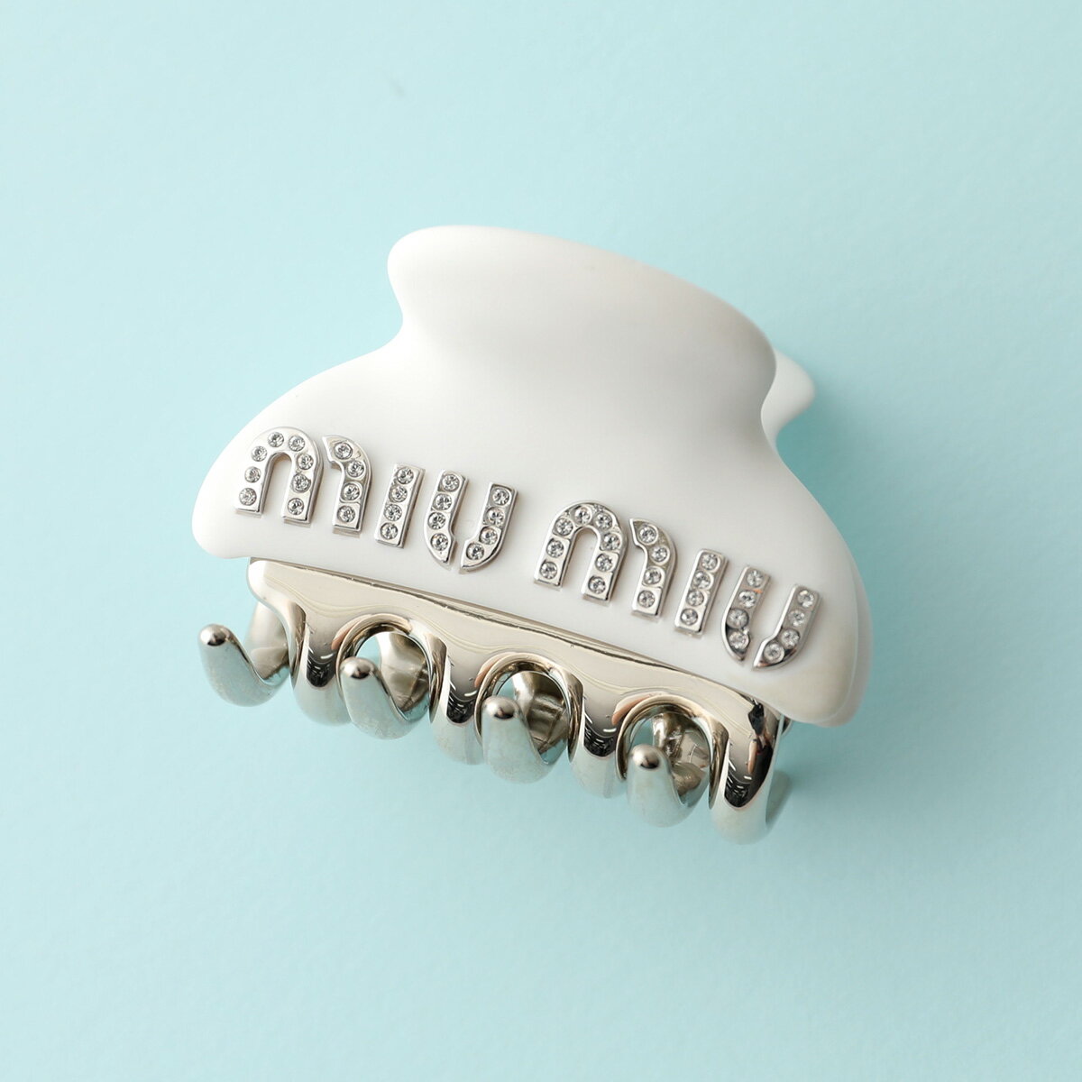 MIUMIU ミュウミュウ ヘアクリップ 5IF068 2F4N レディース ロゴ クリスタル装飾 ヘアアクセサリー 髪留め F0W5V/BIANCO+CRISTALLのサムネイル