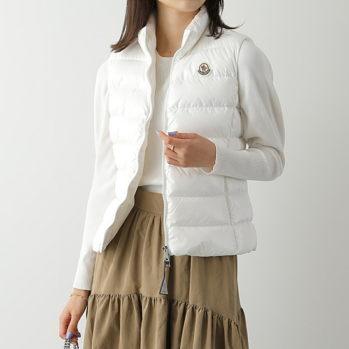 MONCLER モンクレール ダウンベスト GHANY ガニー 1A52500 68950 レディース ジップアップ ジレ スタンドカラー ナイロン アイコンパッチ 032【大きいサイズ有】のサムネイル