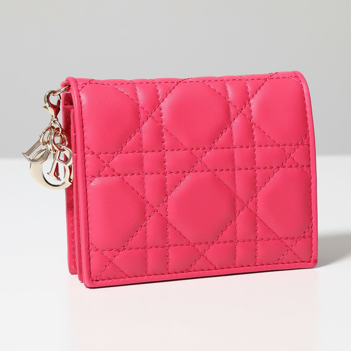 Dior ディオール 二つ折り財布 LADY DIOR MINI WALLET S0178ONMJ レディース レザー カナージュ ミニ財布 ロゴメタルチャーム付き 15F/WarmFuchsi【cp_fivee】のサムネイル