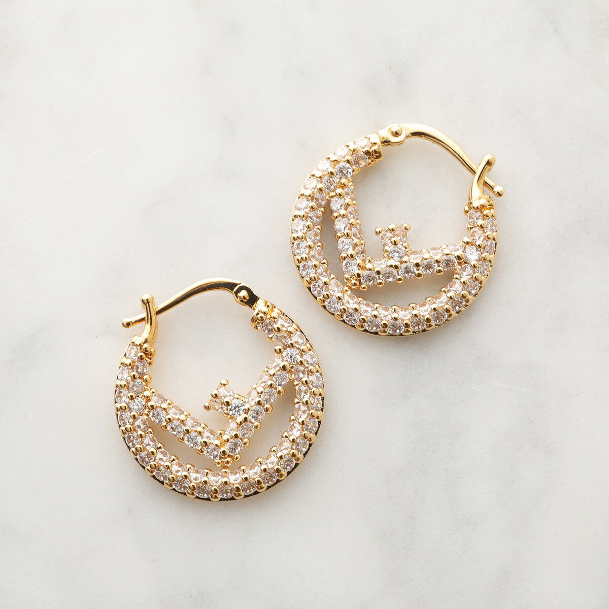 FENDI フェンディ ピアス F IS エフイズ 8AH301 A44G レディース クリスタル フープ ロゴ アクセサリー F089U/SOFT+CRYSTAL【cp_fivee】のサムネイル