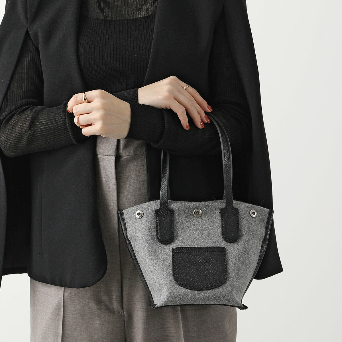 Longchamp ロンシャン ハンドバッグ ROSEAU ESSENTIAL XS ロゾ エッセンシャル 10172 HBL レディース トートバッグ ウール×ロシアンレザー 軽量 鞄 112のサムネイル
