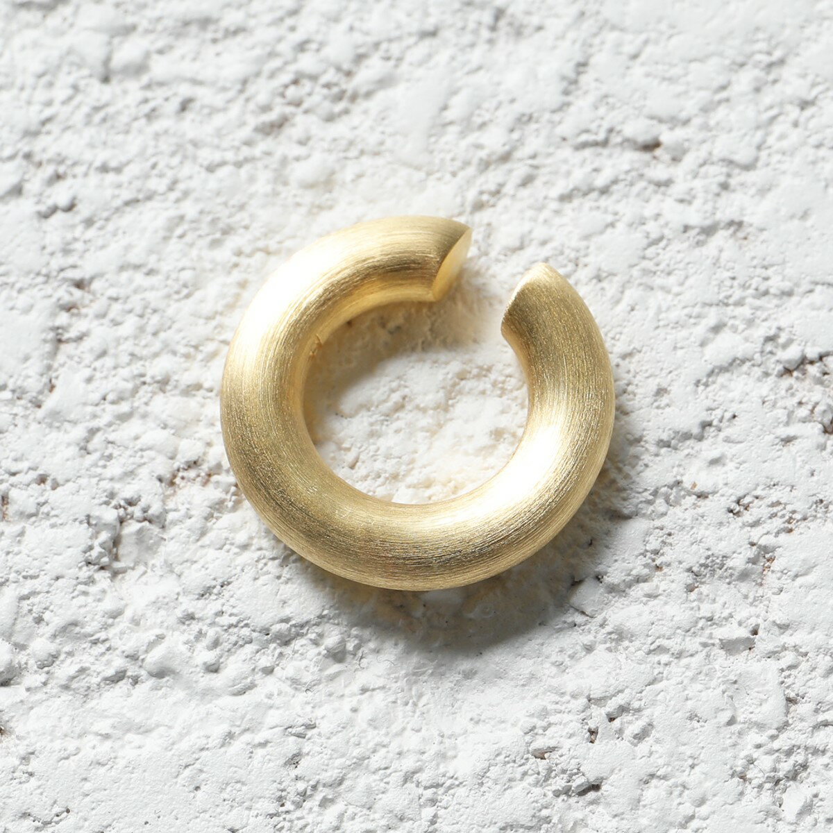 TOMWOOD トムウッド イヤーカフ Chunky Ear Cuff Satin Gold M チャンキー サテン E10421XGNA02S925-9K レディース アクセサリー ゴールド