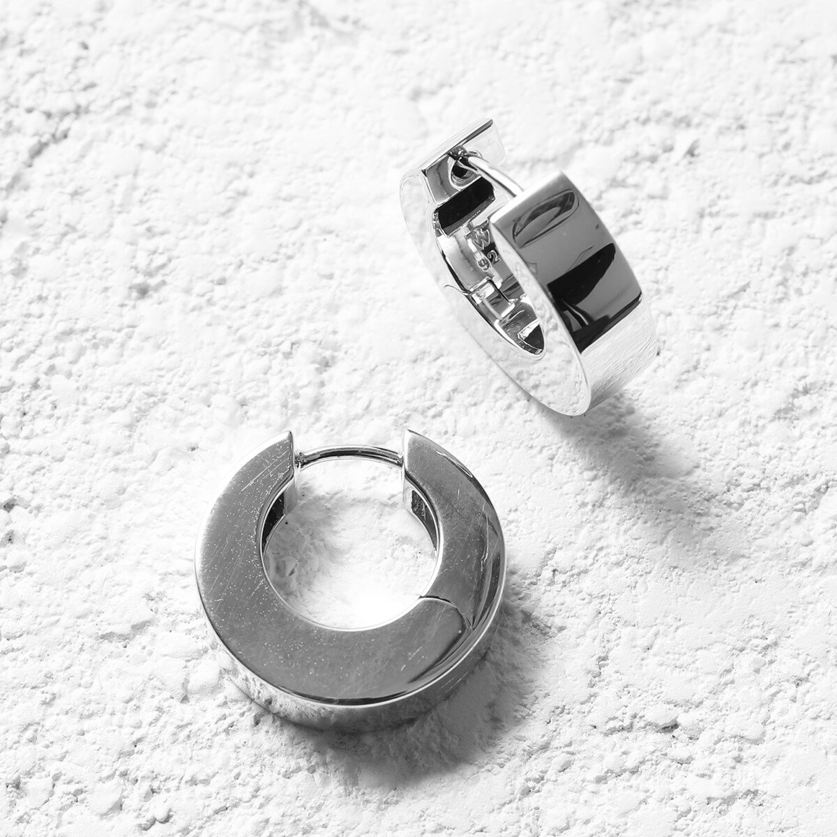 TOMWOOD トムウッド ピアス Arch Hoops Small Polished アーチフープ スモール EAH76SNA01S925 レディース アクセサリー シルバーのサムネイル