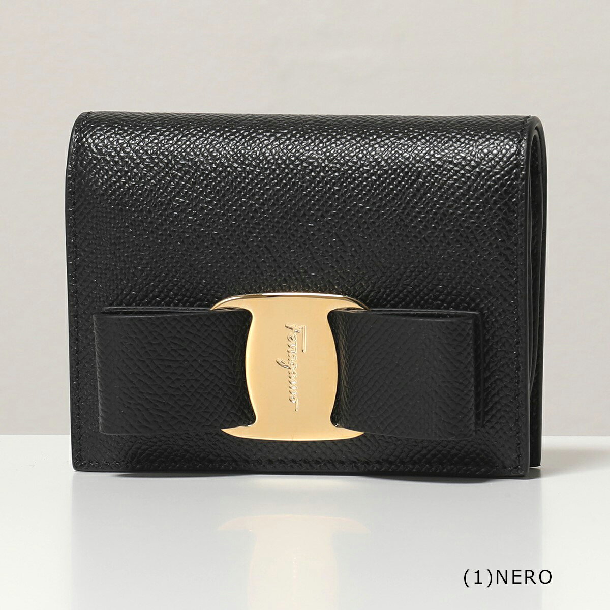 FERRAGAMO フェラガモ 二つ折り財布 VARA BOW 22 D515 レディース ヴィラリボン レ...