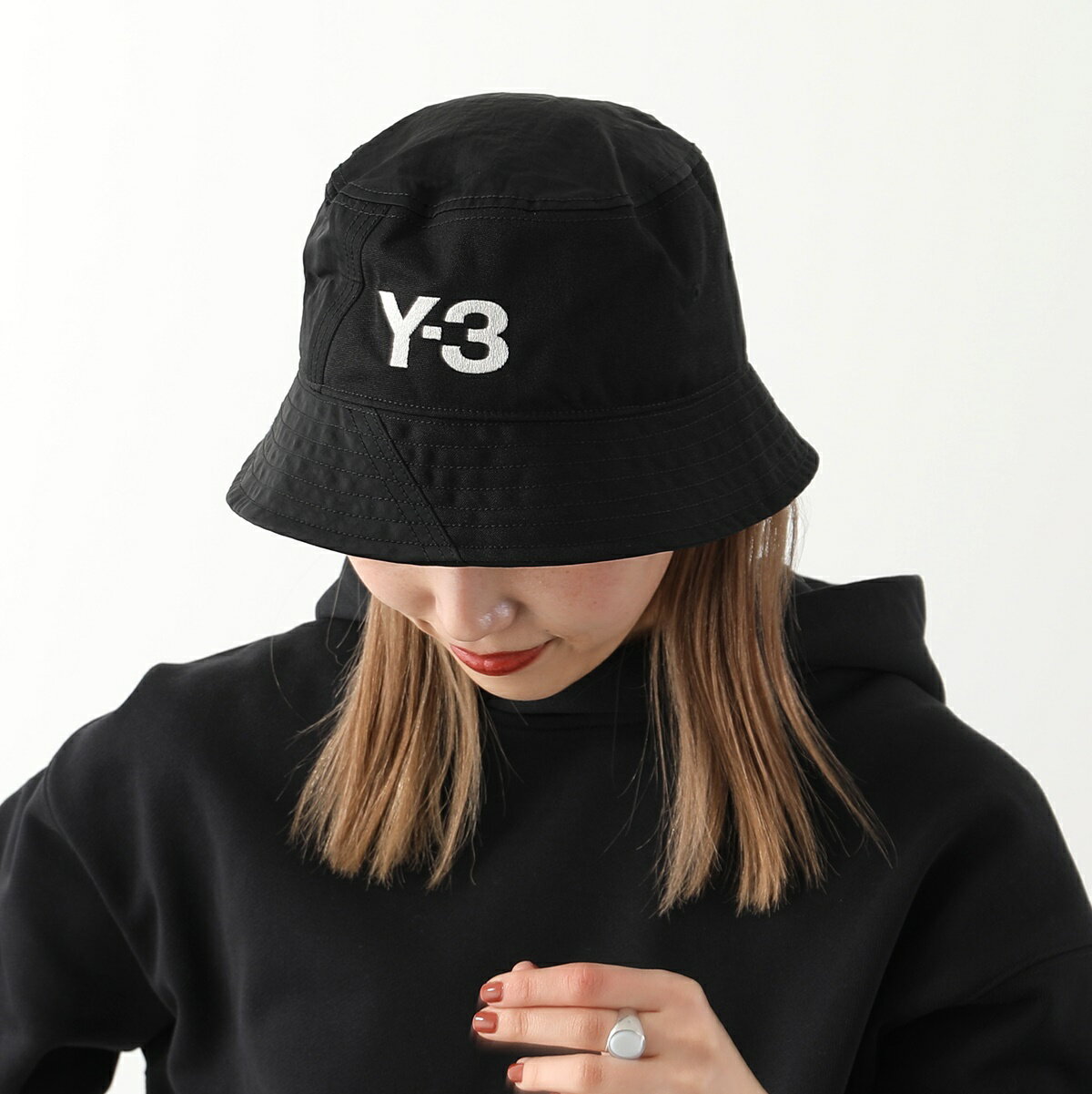 Y-3 ワイスリー バケットハット BUCKET HAT H62986 レディース ナイロン×キャンバス ロゴ刺繍 帽子 BLACK/NOIRのサムネイル