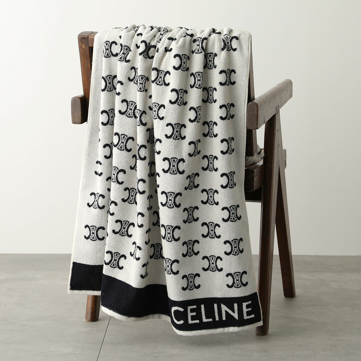 CELINE セリーヌ ビーチタオル Triomphe トリオンフ 2AR03423U.97MI レディース モノグラム ジャガード ロゴ コットン 大判 アイボリー×マリンのサムネイル