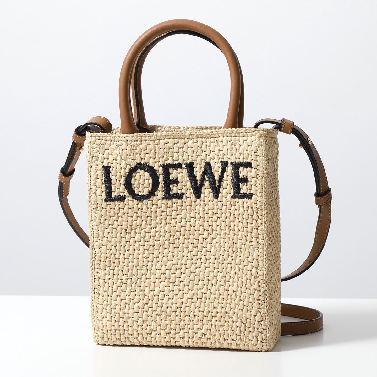 ロエベ バッグ（レディース） LOEWE ロエベ かごバッグ STANDARD A5 TOTE BAG スタンダード A563S30X05 レディース ショルダーバッグ ハンドバッグ ロゴ ラフィア カゴ 鞄 2165/NATURAL-BLACK