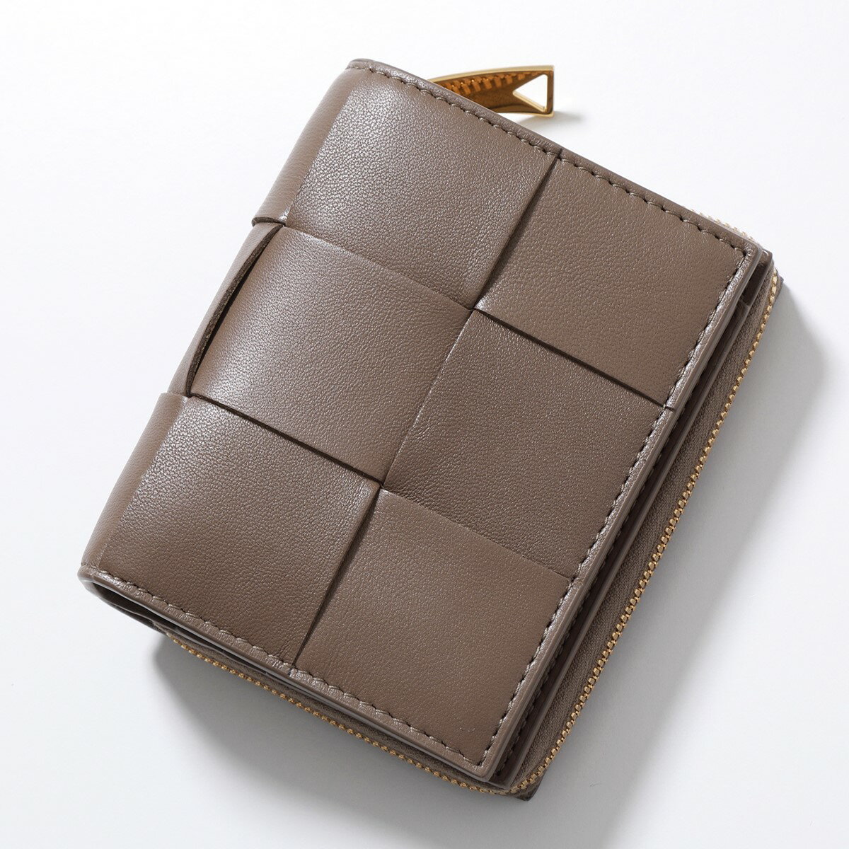 BOTTEGA VENETA ボッテガヴェネタ 二つ折り財布 カセット 750253 VCQC1 レディース マキシイントレチャート レザー スモール ミニ財布 2560のサムネイル