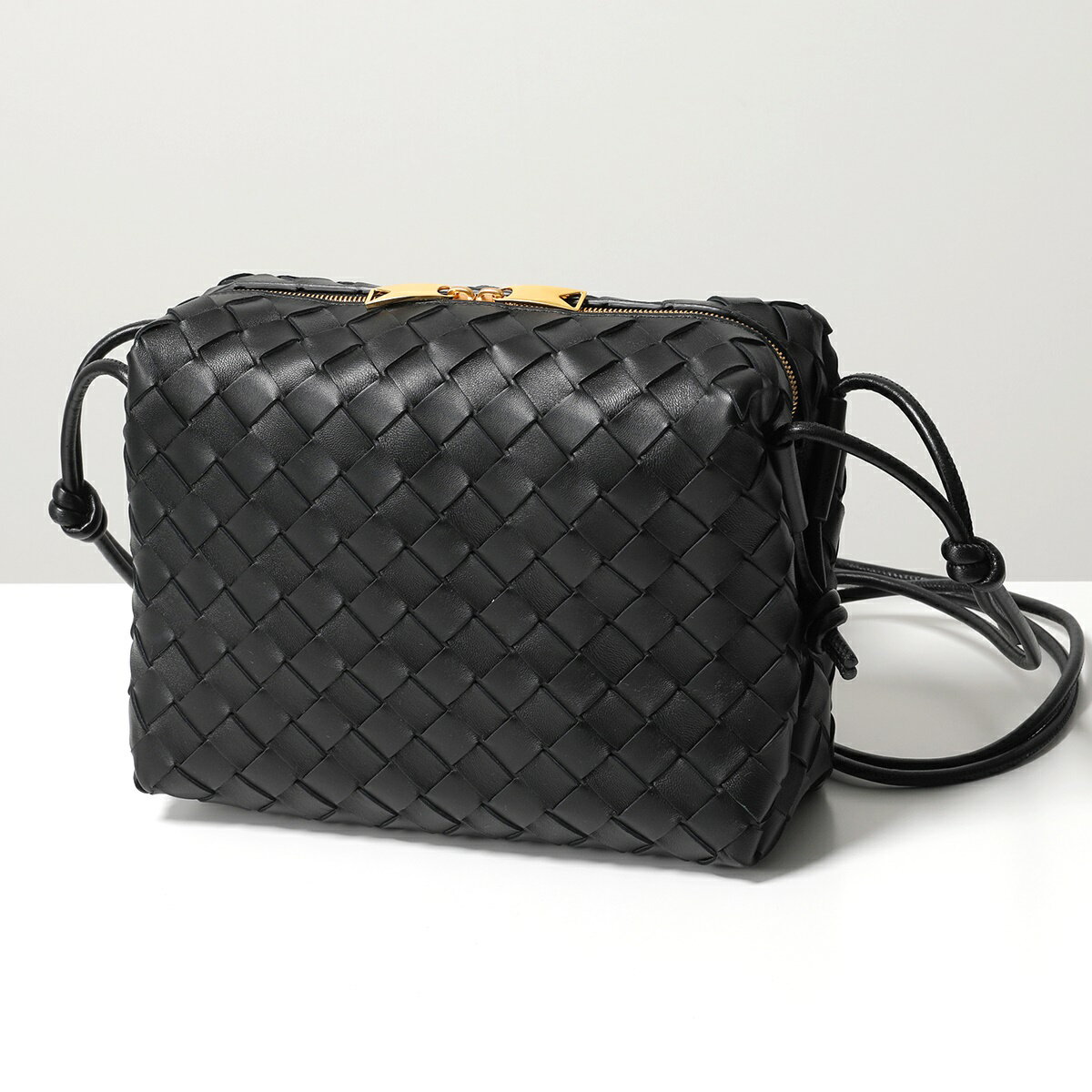 BOTTEGA VENETA ボッテガヴェネタ ショルダーバッグ 723548 V1G11 レディース スモール カメラバッグ イントレチャート 鞄 8425/BLACK-GOLD【cp_ten】