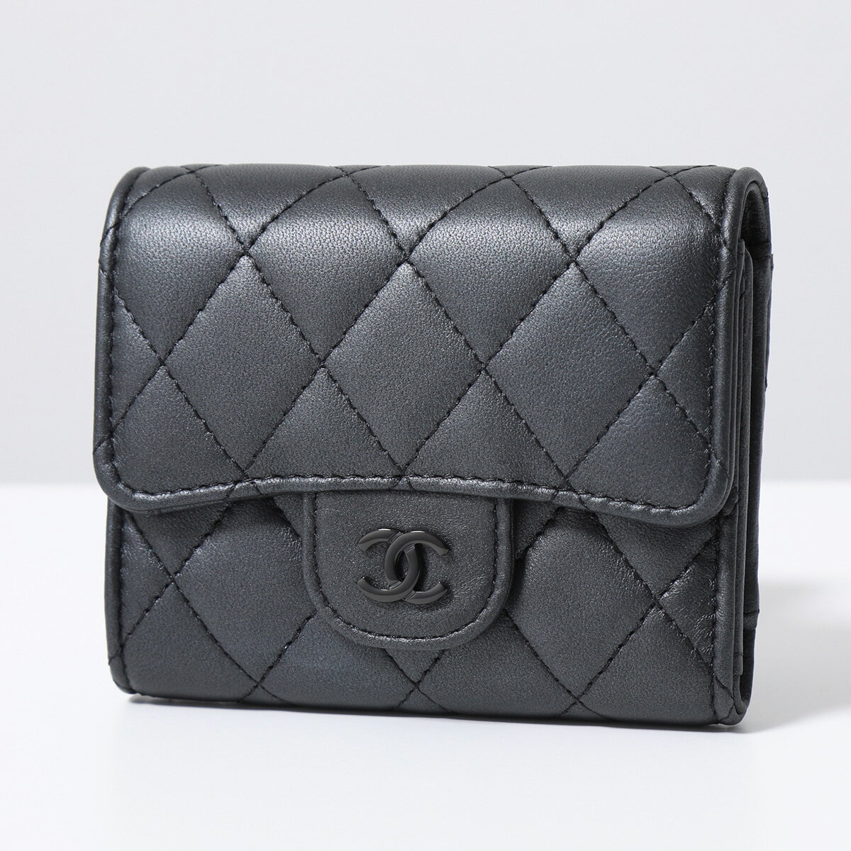CHANEL シャネル 三つ折り財布 SO BLACK AP0229 B13639 レディース レザー キルティング ココマーク CCマーク ミニ財布 94305のサムネイル