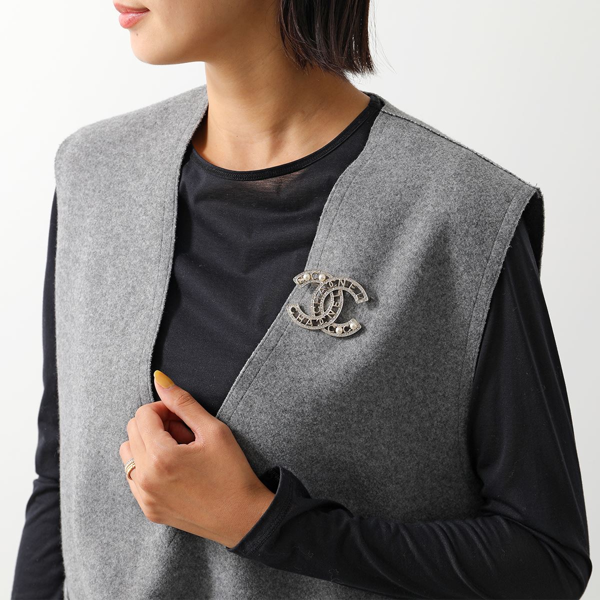 CHANEL シャネル ブローチ AB4879 B04130 レディース ココマーク CCマーク ピンバ...