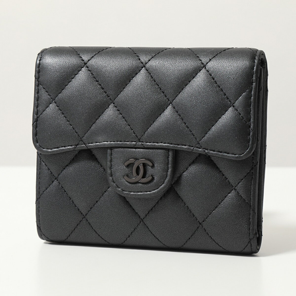 CHANEL シャネル 二つ折り財布 SO BLACK ソーブラック AP0231 B13639 レディース ラムスキン キルティングレザー スモール ミニ財布 ココマーク CCロゴ 94305のサムネイル