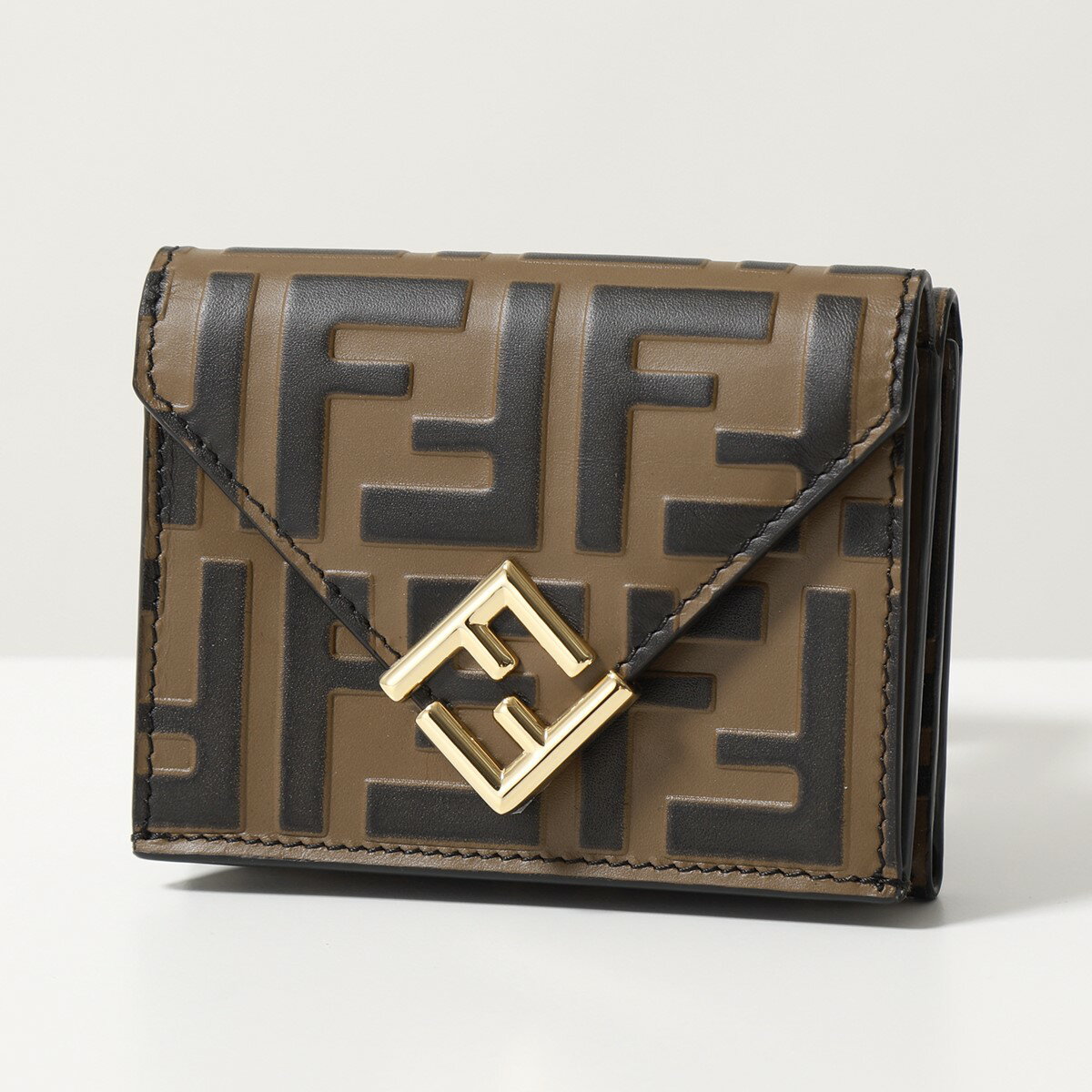 フェンディ 財布（レディース） FENDI フェンディ 三つ折り財布 FFダイヤモンド 8M0480 ADYM レディース FFエンボスレザー ミニ財布 豆財布 FFロゴメタル F13VK