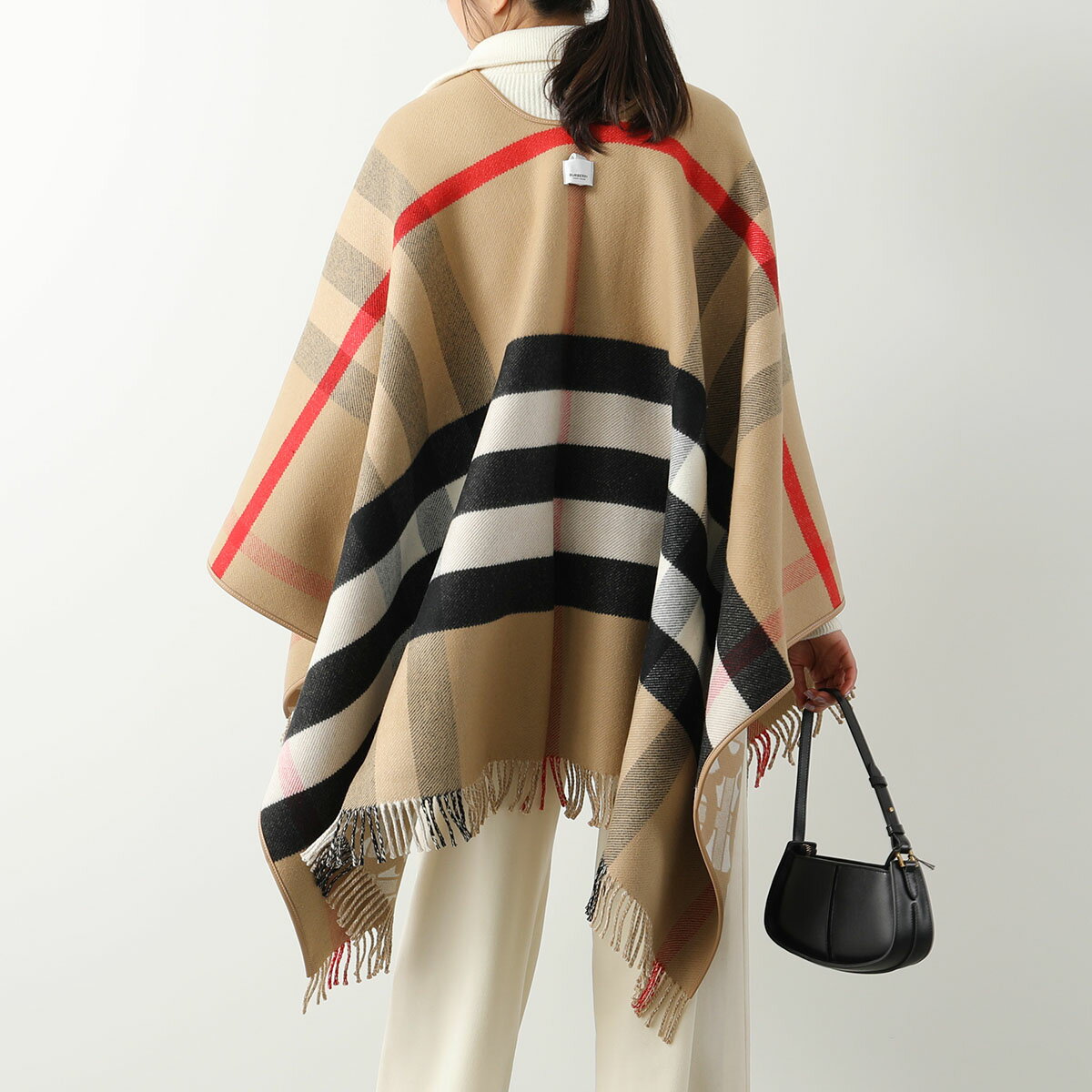 BURBERRY バーバリー ケープ ST TB HALF MEGA CAPE 8042219 レディース リバーシブル バーバリーチェック TBロゴ ポンチョ A7026/ARCHIVE-BEIGEのサムネイル