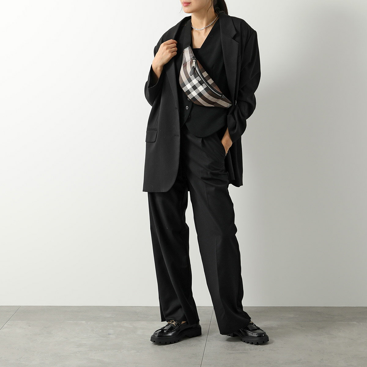 最大2万円OFF ・9 4-20時～9 6迄 BURBERRY バーバリー ボディバッグ ML MINI CASON GC9 8 auc-marks-run-10503311 インポートセレクトmusee サンプル画像2