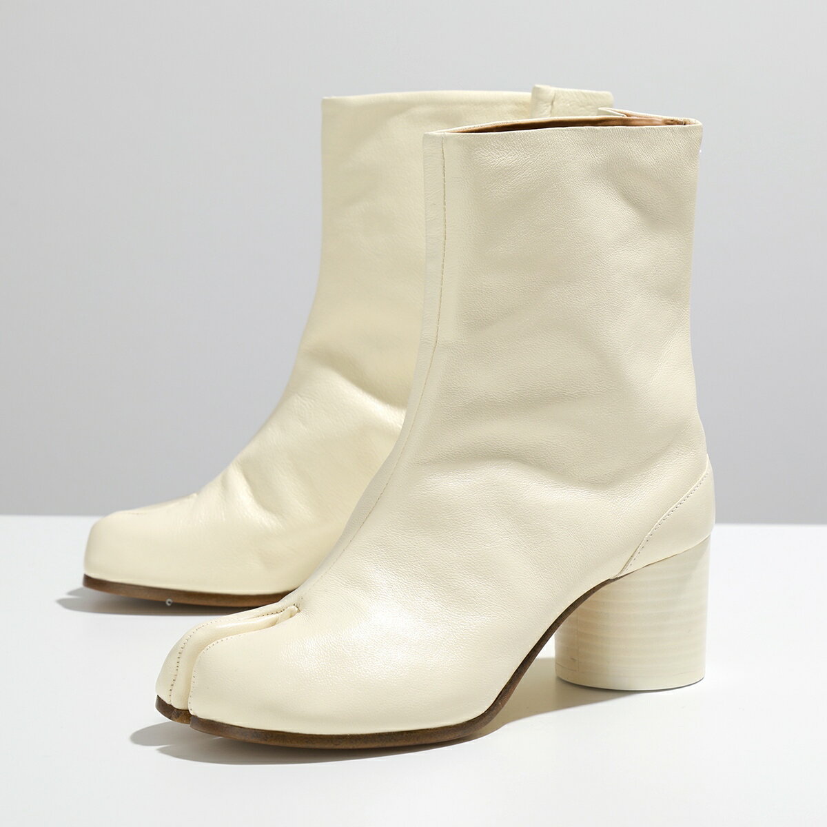 MAISON MARGIELA メゾンマルジェラ 22 タビブーツ Tabi S58WU0246 P3753 レディース ナッパレザー アンクル ショートブーツ 6cmヒール 足袋 靴 カラー2色