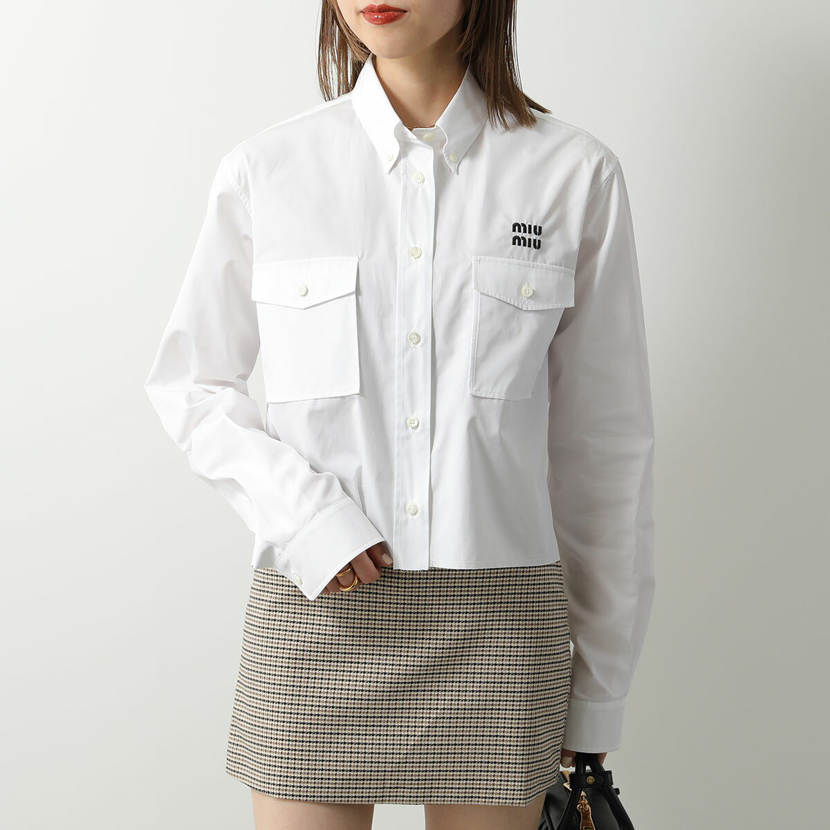 MIUMIU ミュウミュウ ポプリンシャツ MK1791 10RG レディース 長袖 ロゴ刺繍 胸ポケット コットン ブラウス F0009/BIANCOのサムネイル